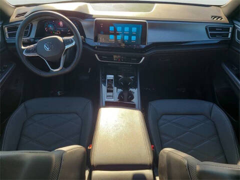 2024 Volkswagen Atlas Cross Sport SE