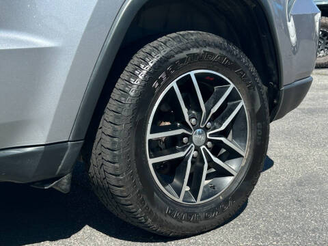 2017 Jeep Grand Cherokee Trailhawk