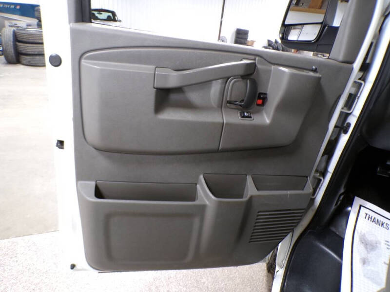 2017 Chevrolet Express 2500