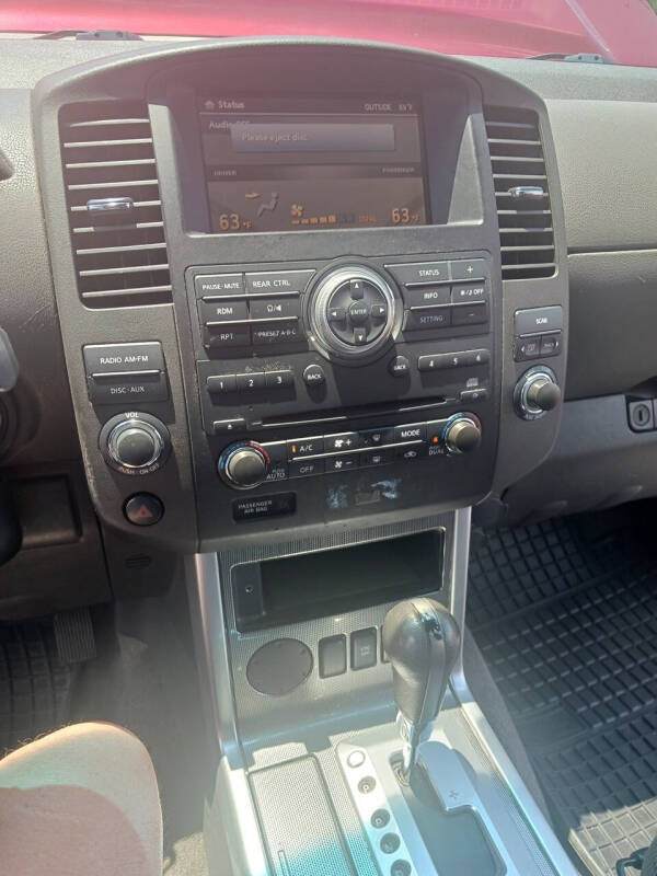 2010 Nissan Pathfinder SE