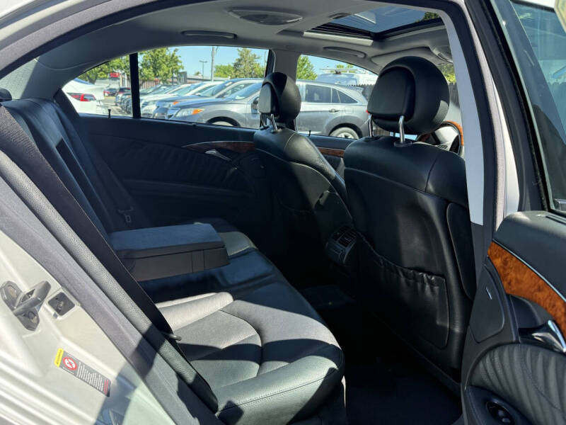 2004 Mercedes-Benz E-Class E 320