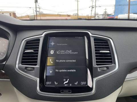 2019 Volvo XC90 T5 Momentum