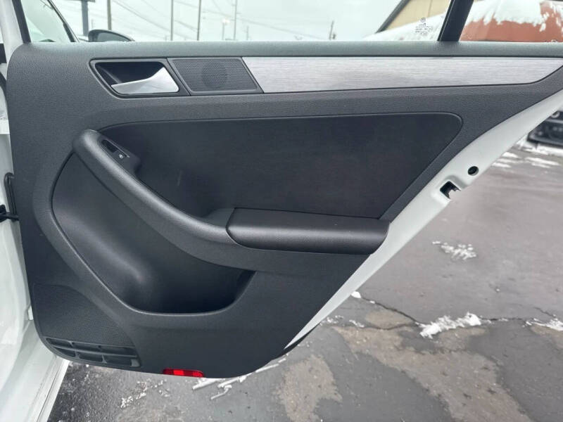 2016 Volkswagen Jetta 1.8T Sport