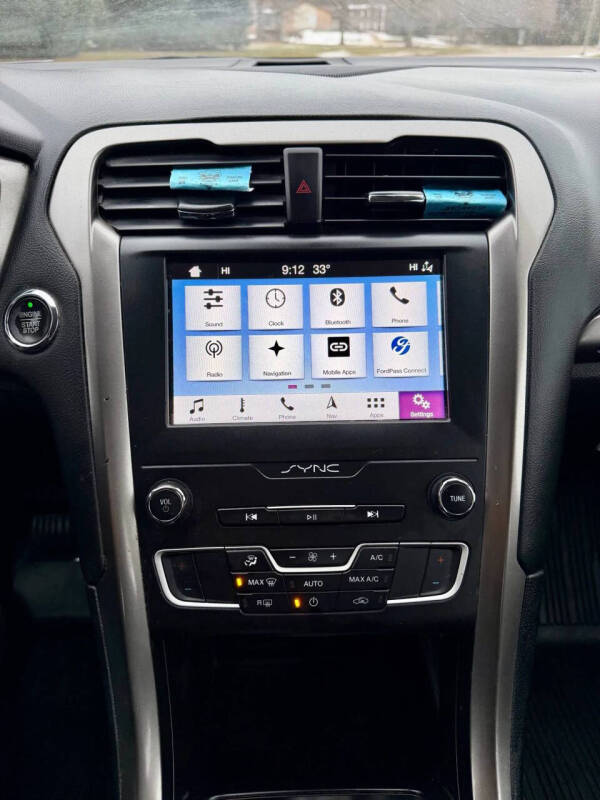 2019 Ford Fusion Hybrid SE