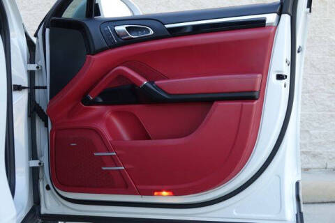 2016 Porsche Cayenne S