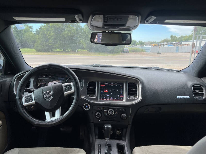 2011 Dodge Charger SE