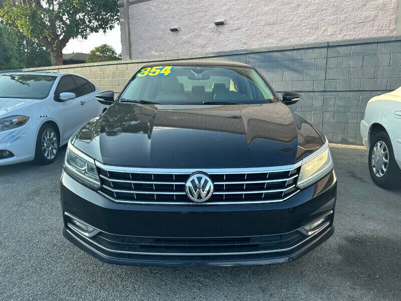 2017 Volkswagen Passat 1.8T SEL Premium