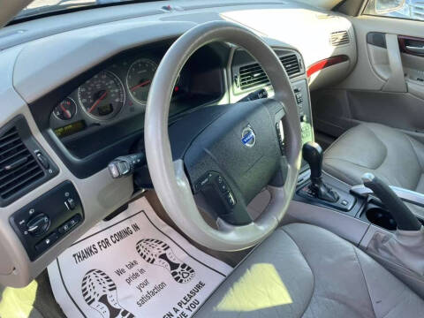 2004 Volvo XC70