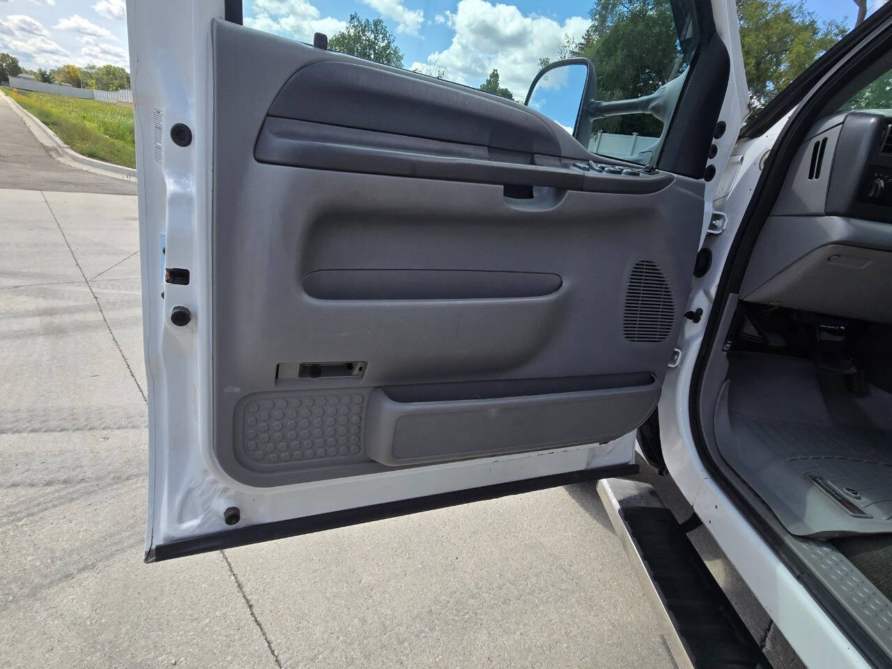 2004 Ford F-550 Super Duty 78