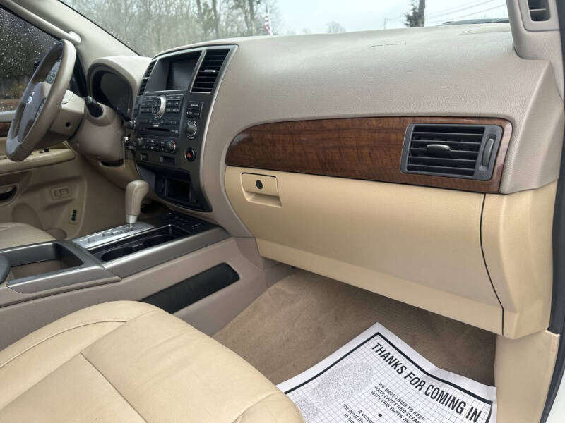 2011 Nissan Armada Platinum