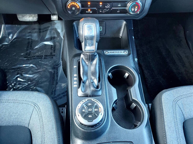 2023 Ford Bronco Base Advanced