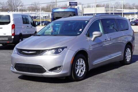 2020 Chrysler Pacifica for sale at Preferred Auto Fort Wayne in Fort Wayne IN