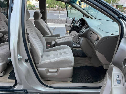 2002 Toyota Sienna XLE