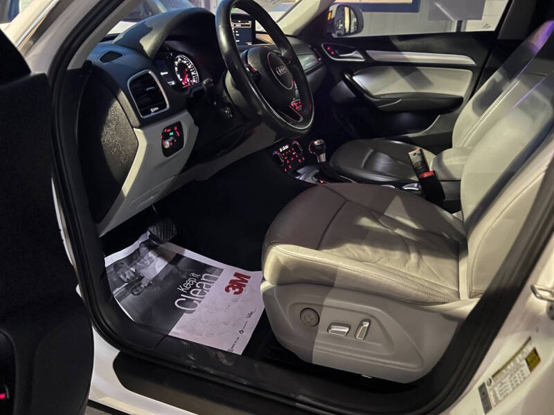 2016 Audi Q3 2.0T quattro Premium Plus