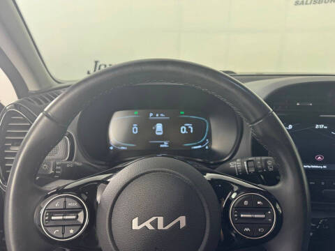 2023 Kia Soul EX