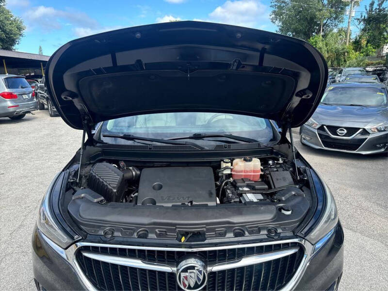 2018 Buick Enclave Essence
