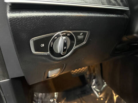 2019 Mercedes-Benz E-Class E 300