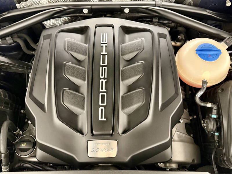 2016 Porsche Macan S