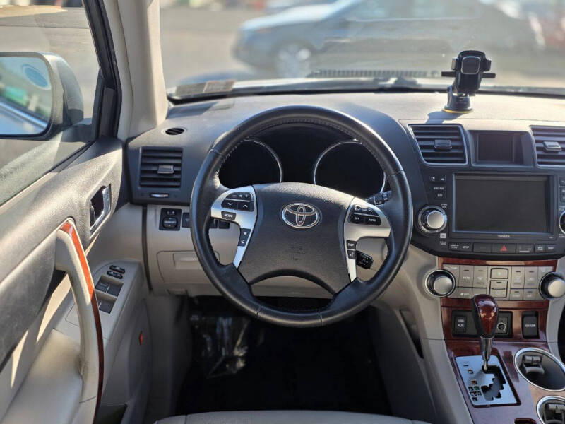 2012 Toyota Highlander Limited