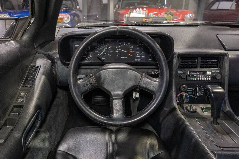 1981 DeLorean DMC-12