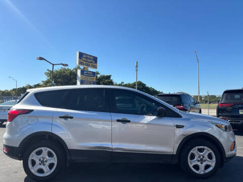2019 Ford Escape S