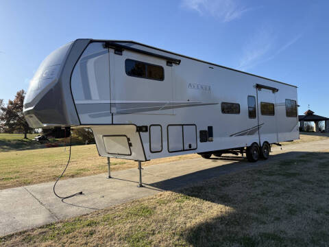 2025 Alliance RV Avenue