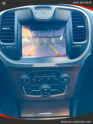 2016 Chrysler 300 C Platinum