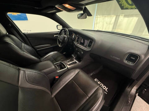 2020 Dodge Charger SXT