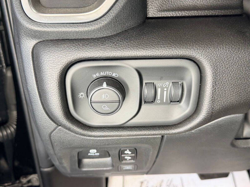2025 RAM 1500