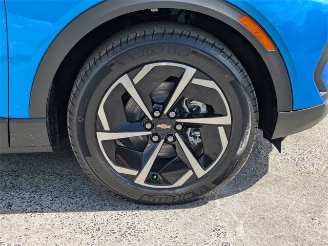 2026 Chevrolet Equinox EV LT 2