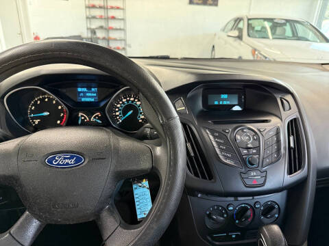 2012 Ford Focus S