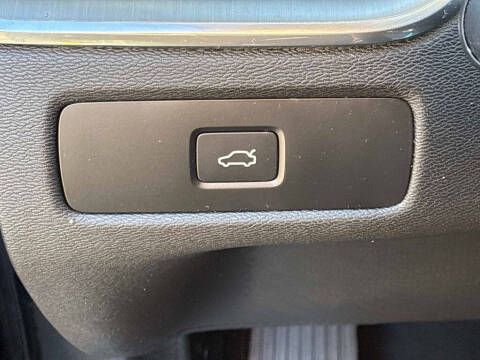 2023 Volvo XC60 B5 Core