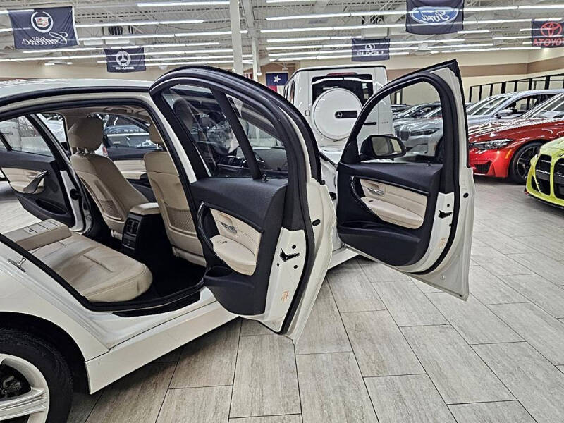 2015 BMW 3 Series 328i