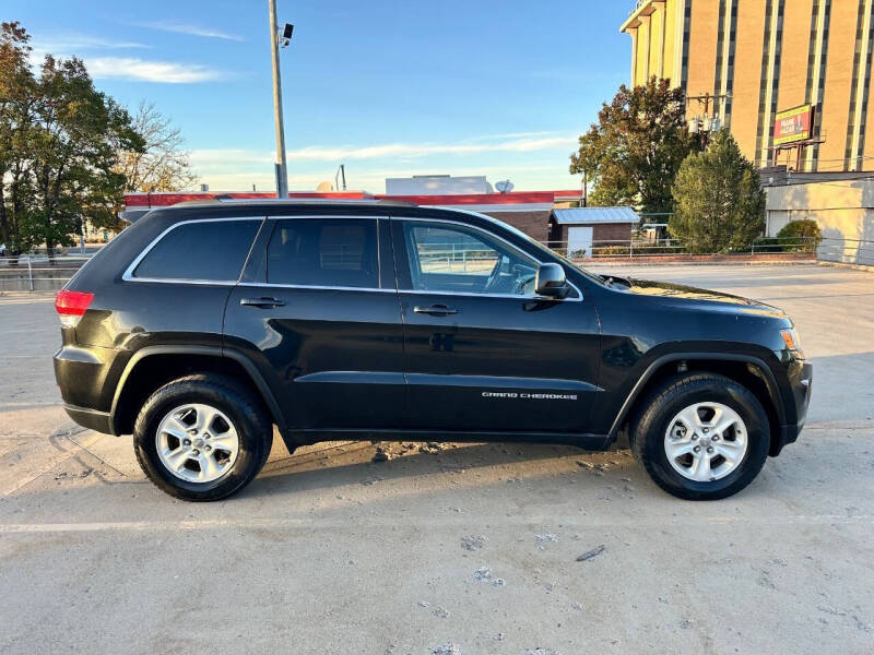 2016 Jeep Grand Cherokee Laredo