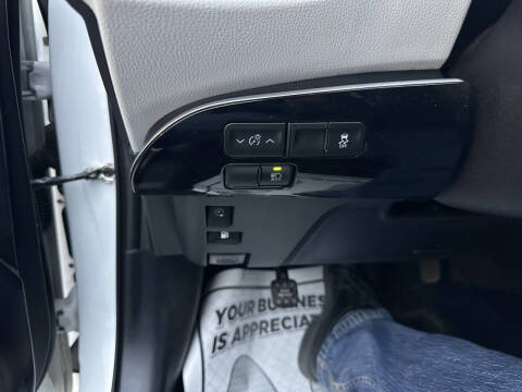 2022 Toyota Prius Prime LE