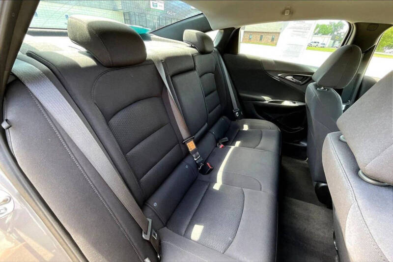 2025 Chevrolet Malibu LT