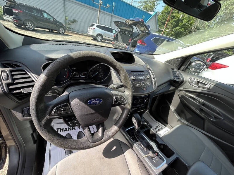 2017 Ford Escape S