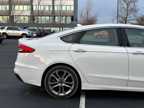 2019 Ford Fusion Hybrid Titanium