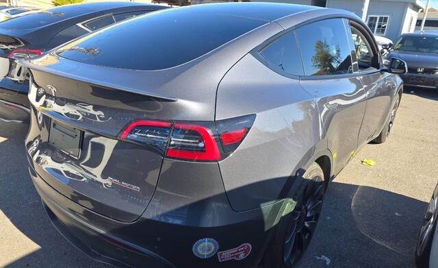 2023 Tesla Model Y Performance