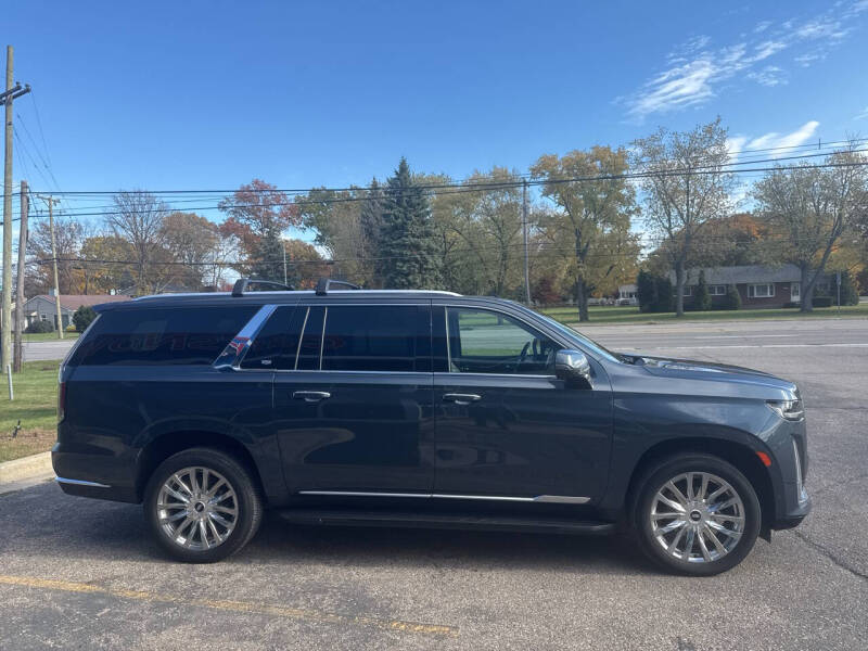 2021 Cadillac Escalade ESV Premium Luxury