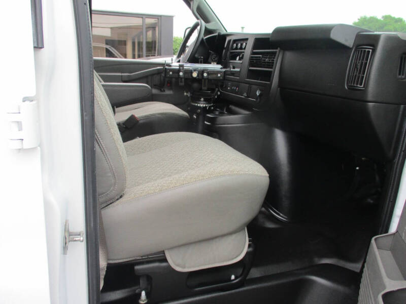 2021 Chevrolet Express 2500