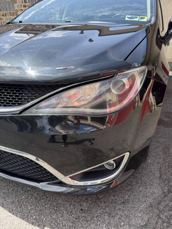 2018 Chrysler Pacifica Touring L