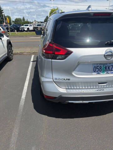 2017 Nissan Rogue Hybrid