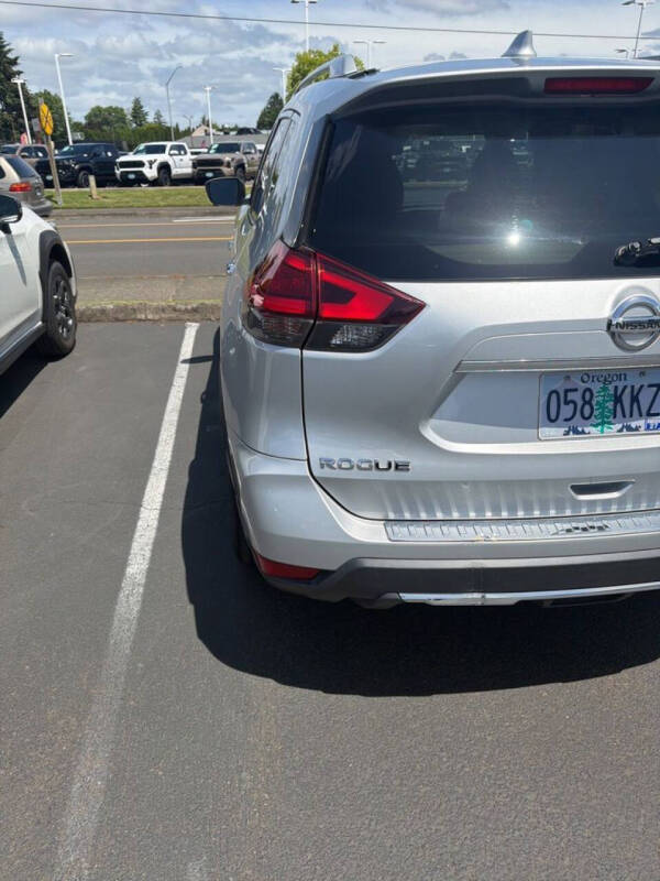 2017 Nissan Rogue Hybrid