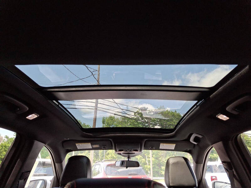 2025 Ford Escape Hybrid ST-Line Select