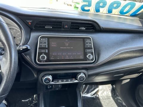 2019 Nissan Kicks SR