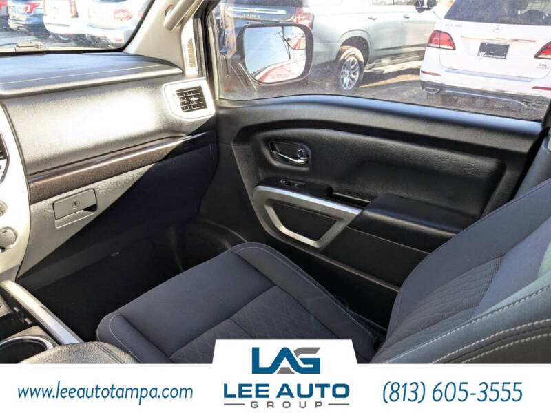 2019 Nissan Titan SV