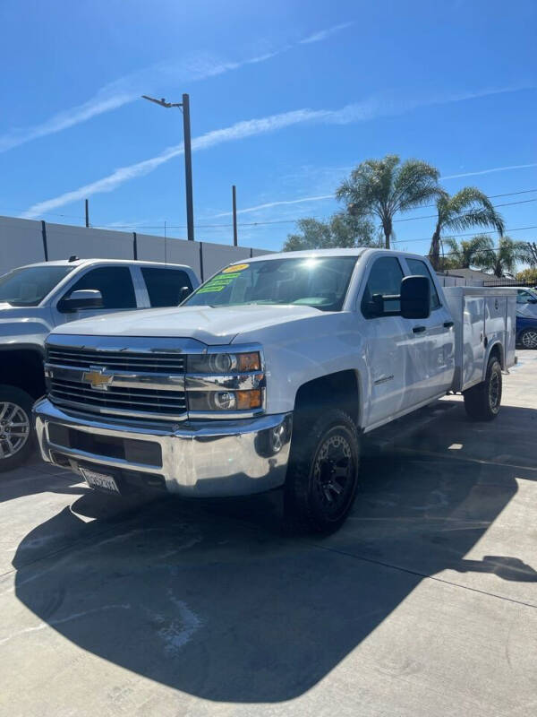 2015 Chevrolet Silverado 2500HD for sale at Williams Auto Mart Inc in Pacoima CA