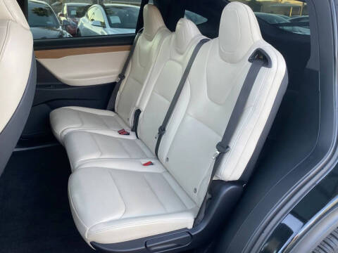 2020 Tesla Model X Long Range Plus