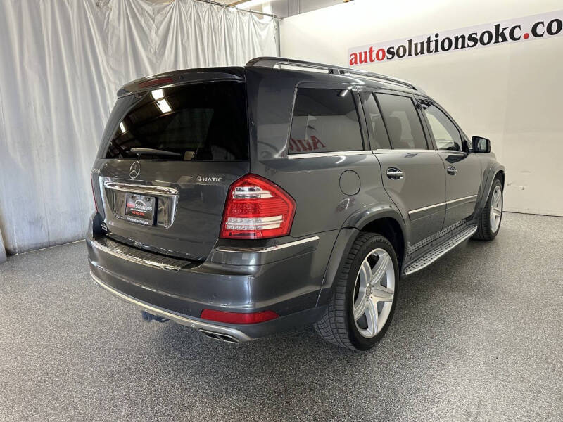 2011 Mercedes-Benz GL-Class GL 550 4MATIC